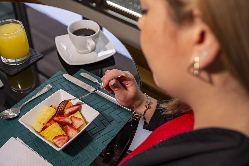 Hotel Lincoln Medellín Eksteriør billede