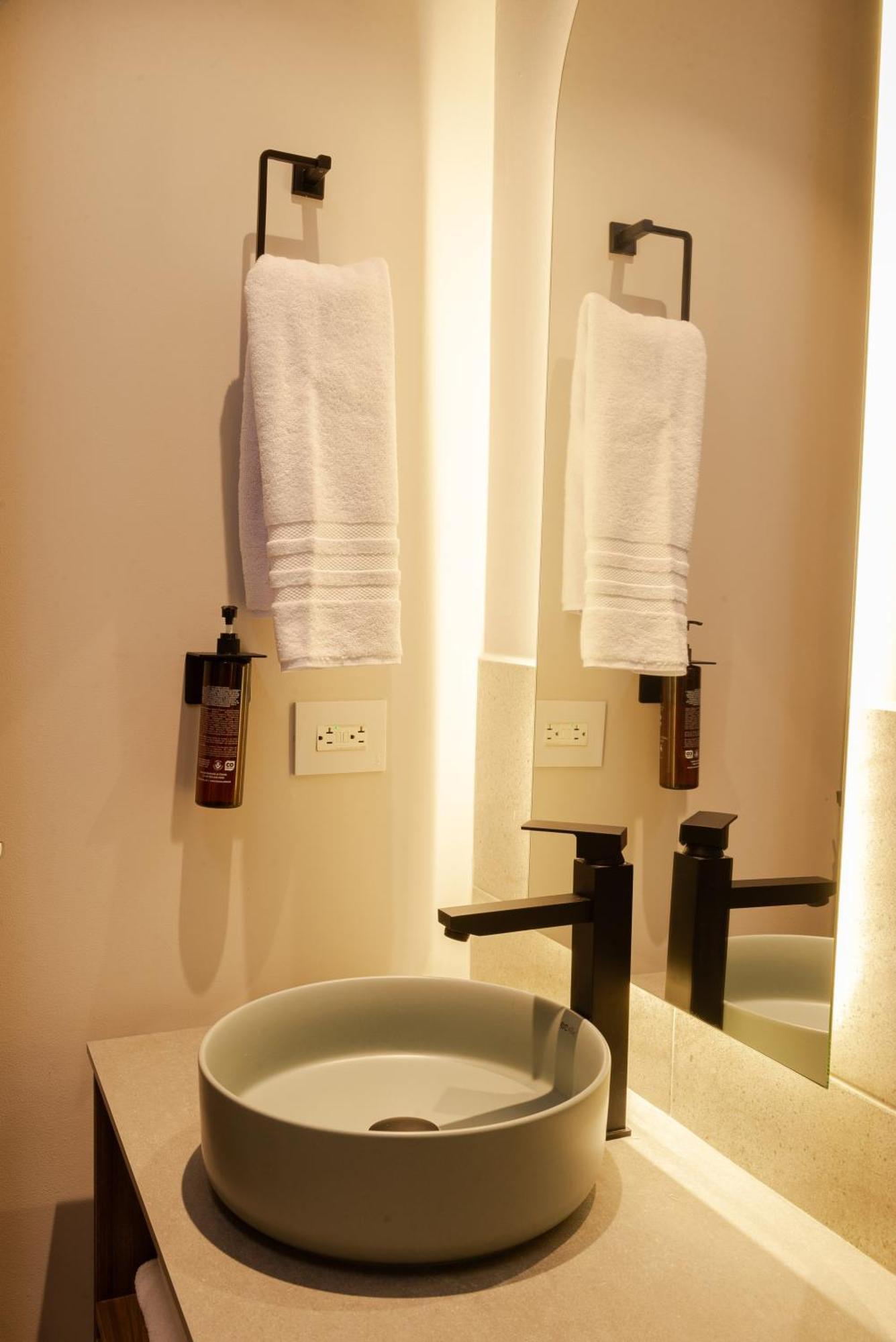 Hotel Lincoln Medellín Eksteriør billede